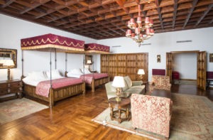 Habitación del Cardenal Hostal de los Reyes Católicos