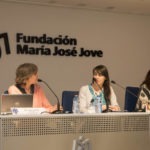 Modera: Rebeca Ponte, Coordinadora Docente de las Jornadas Ponentes: • Nadia Collette Birnbaum, Arteterapeuta en la U. Paliativos del H. Sant Pau de Barcelona. • María Isabel García Pérez, Arte-psicoterapeuta en los servicios del CNWL y NHS (National Heatlh Service) del Hospital de Hillingdon, Reino Unido.