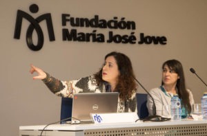 María Isabel García Pérez, Arte-psicoterapeuta en los servicios del CNWL y NHS (National Heatlh Service) del Hospital de Hillingdon, Reino Unido.