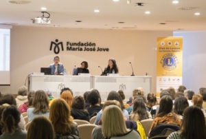 Susana Pérez Llorente, Maestra de pintura japonesa Sumi-e. Arquitecta de Interiores y Diseñadora Gráfica. • Andrea Ruano Flores, artista plástica. Premio Fundación Villalar por sus “Cuadernos Negros”.