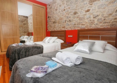 otro ángulo de la habitación